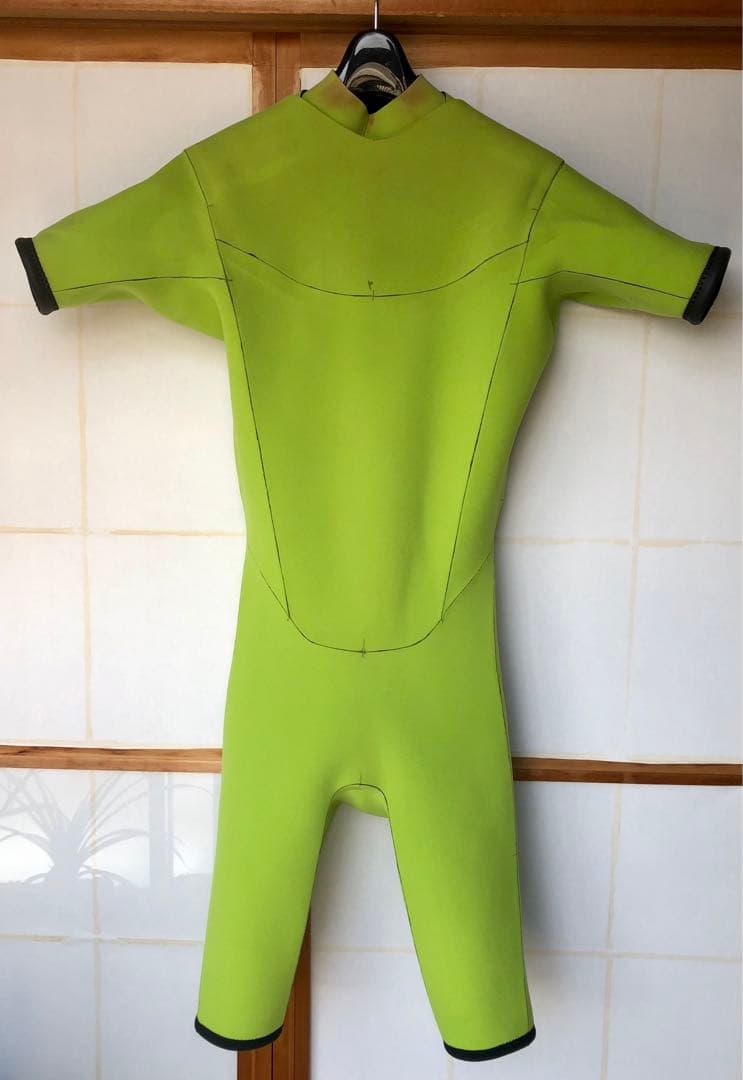 最終価格　BEウェット スプリング チェストジップ