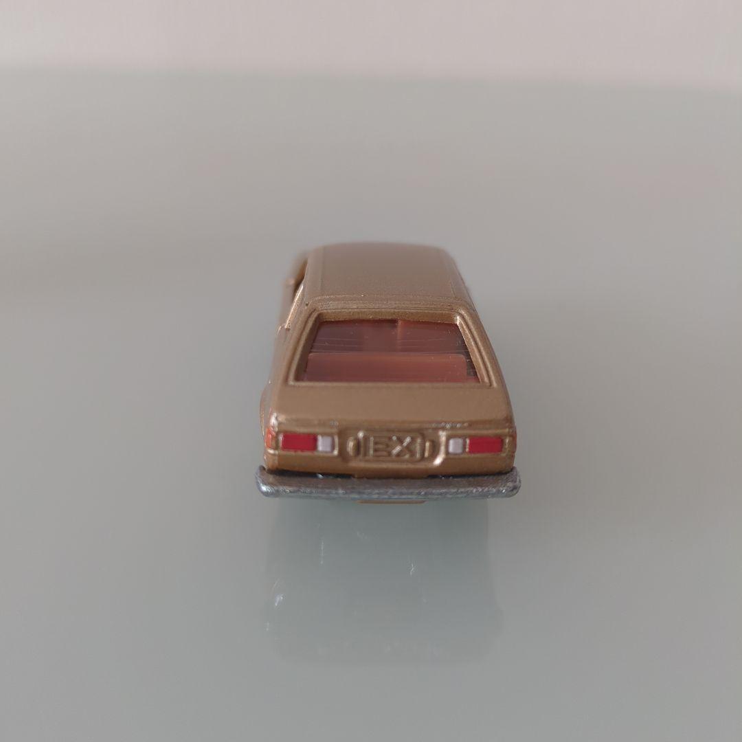 HONDA アコード(GL) ヒストリーミニカー ゴールド