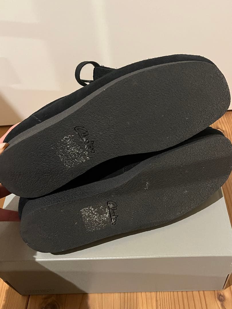 Clarks ブラック スエード モカシン