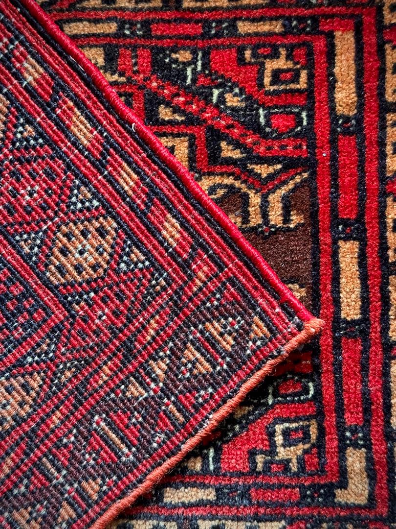 トライバルラグ　ヴィンテージラグ　ミニラグ　トルクメン　プリミティブアート　美品