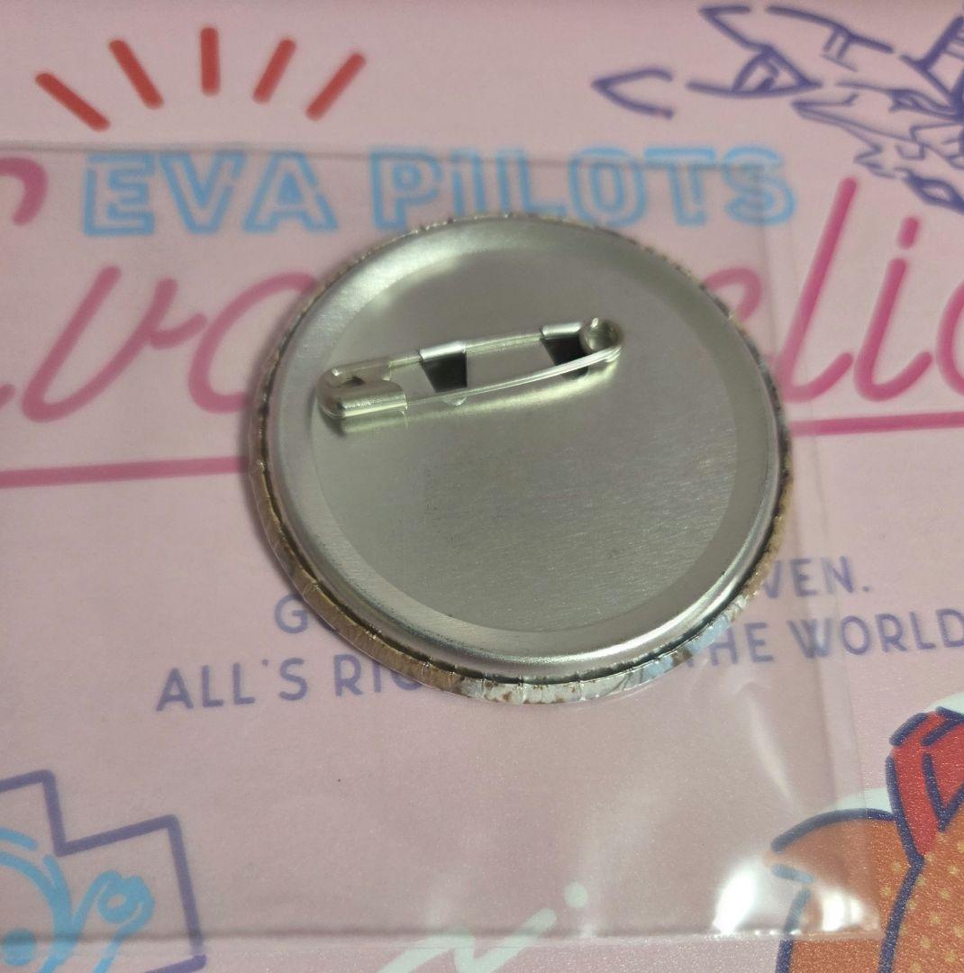 エヴァ　缶バッジ　シンジ