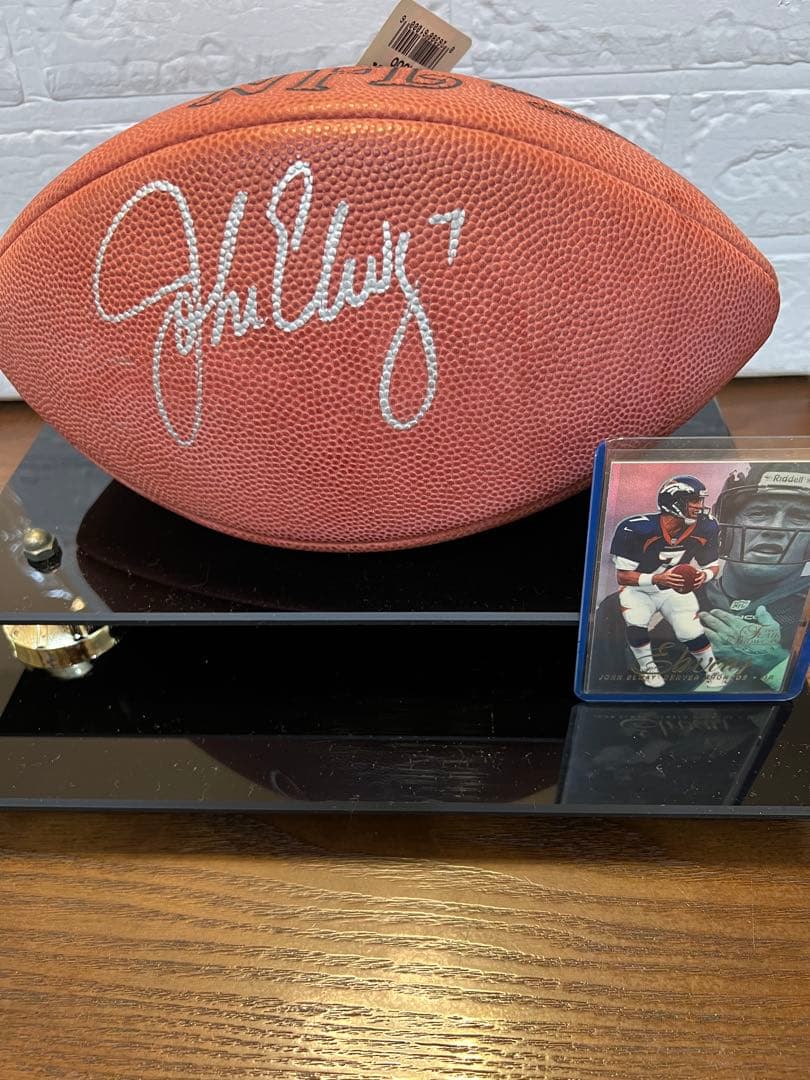 【NFL】JOHN ELWAY 直筆シルバーサインボール専用ケース入りCOA付き