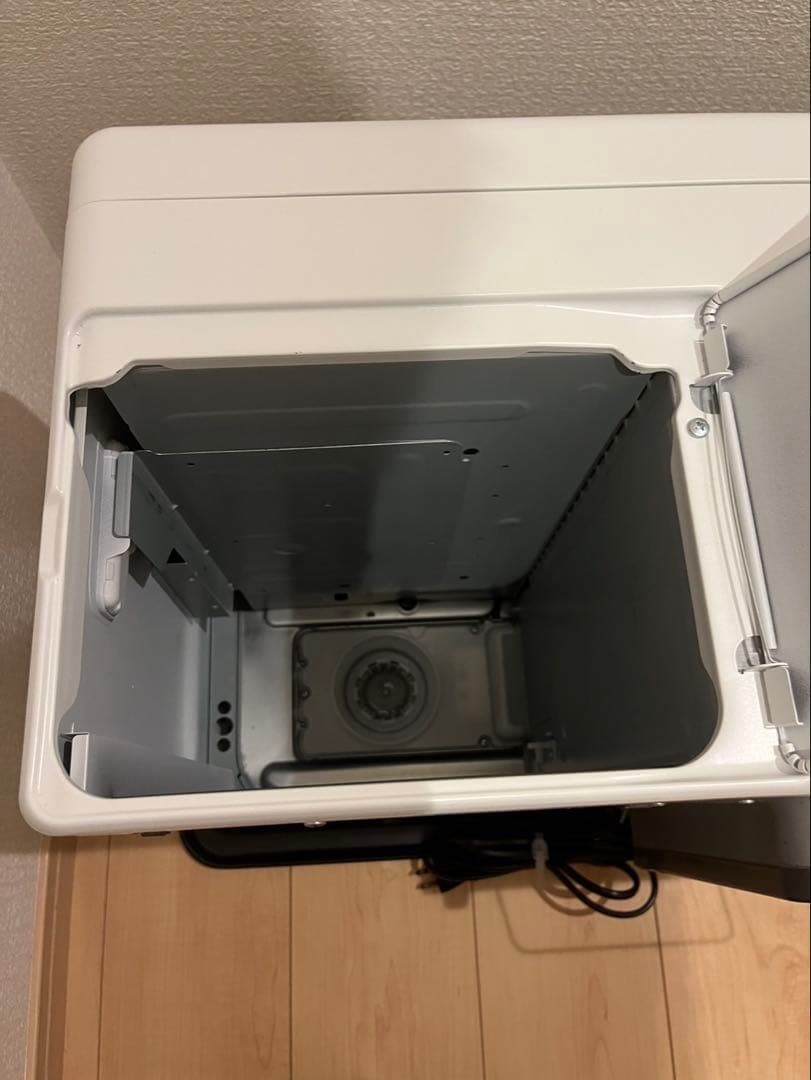 ダイニチブルーヒーターFZ-103石油ファンヒーター デジタル表示