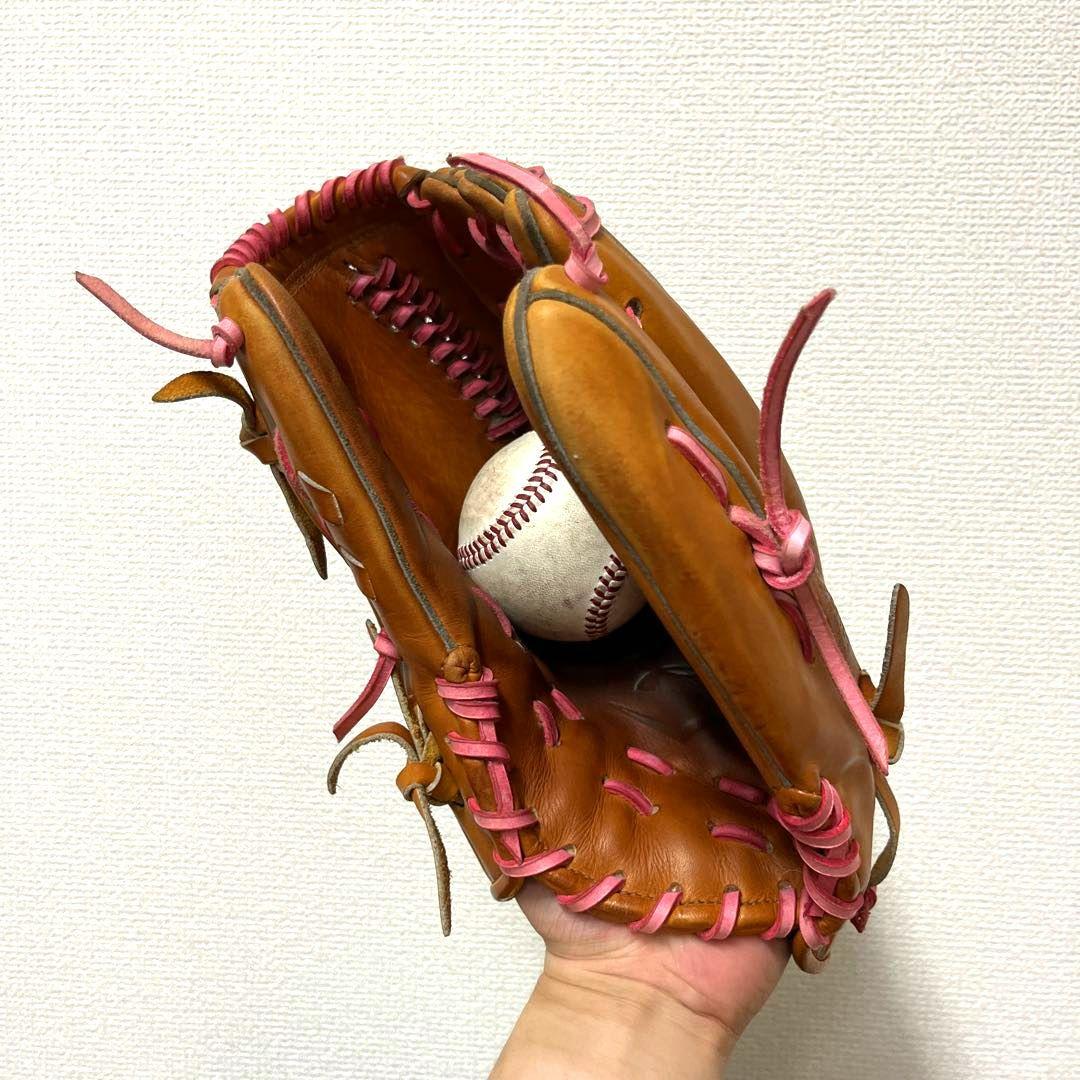 609 アンダーアーマー 金子千尋モデル 型抜群 即戦力 硬式 投手用グローブ