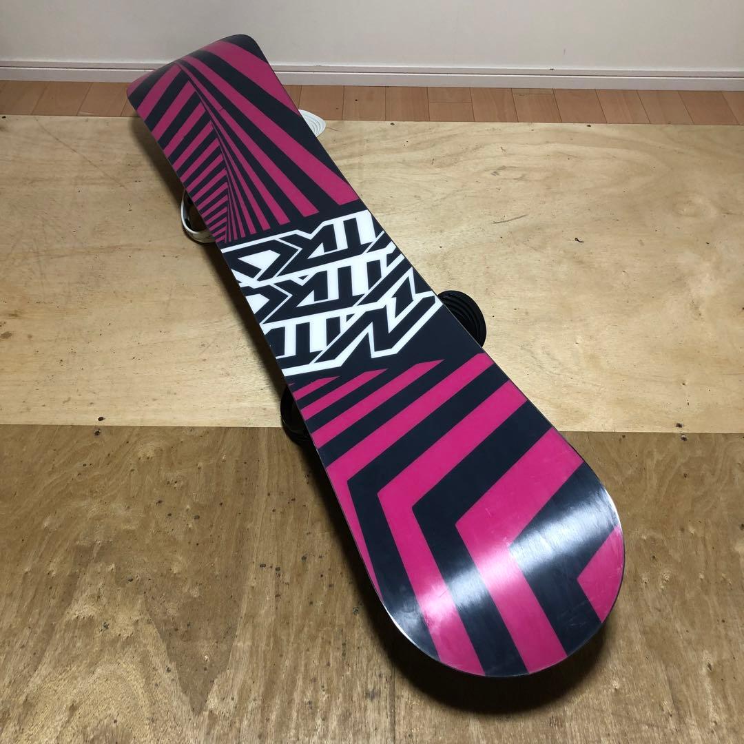 NITRO スノーボード スノボ グラトリ FLUX ビンディング パウダー