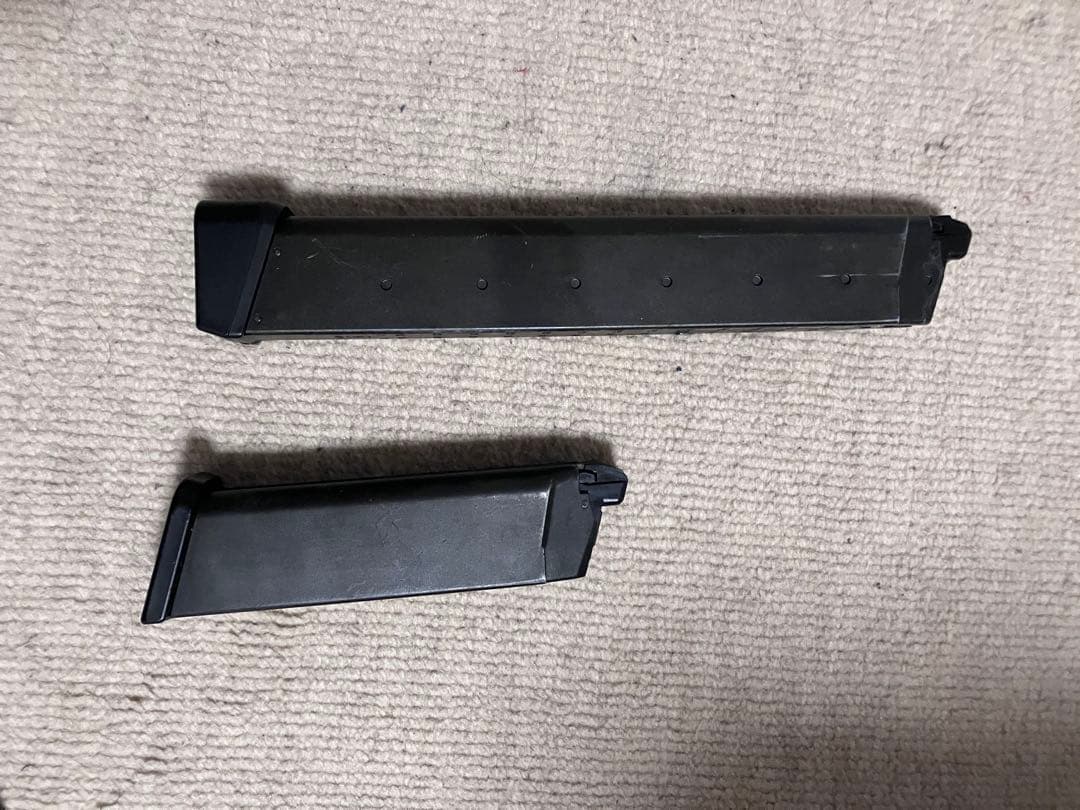 Glock 18 ガスガン マガジン2本付き