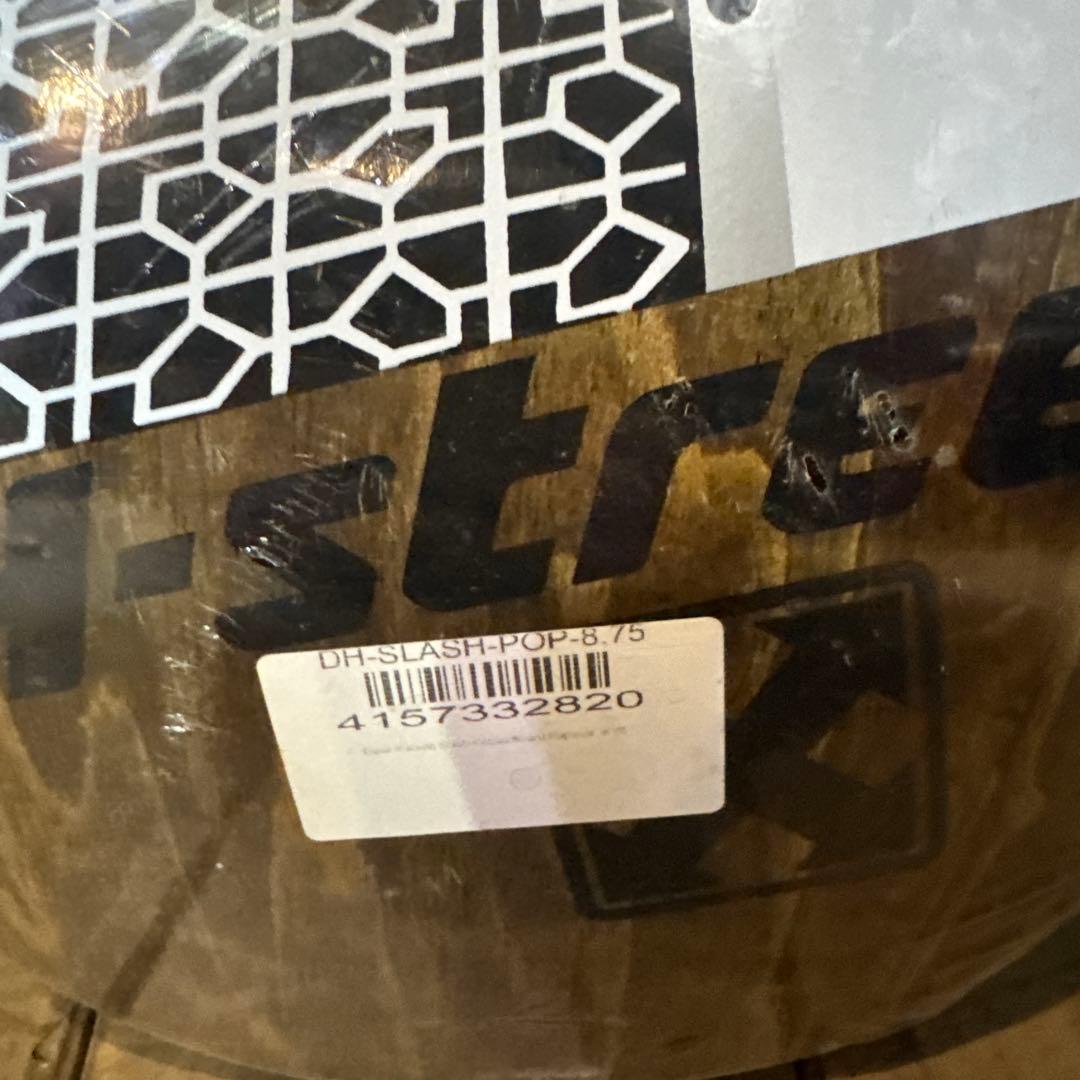 H-STREET スケボーデッキ　HACKETTモデル　8.75×33㌅