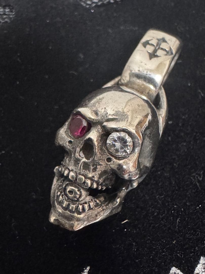 78000円購入　新品未使用付属品完備　スタウトレザー　限定スカルペンダント