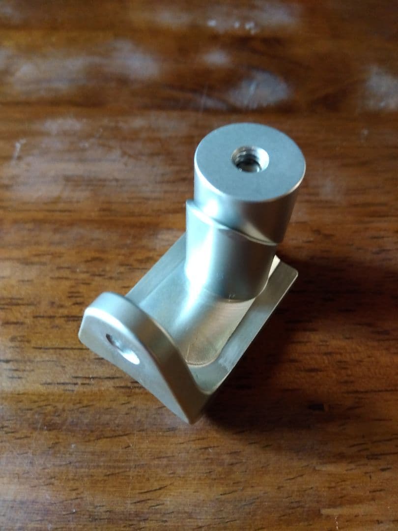 801製作所　フロントブレーキ台座(700C用)　中古品