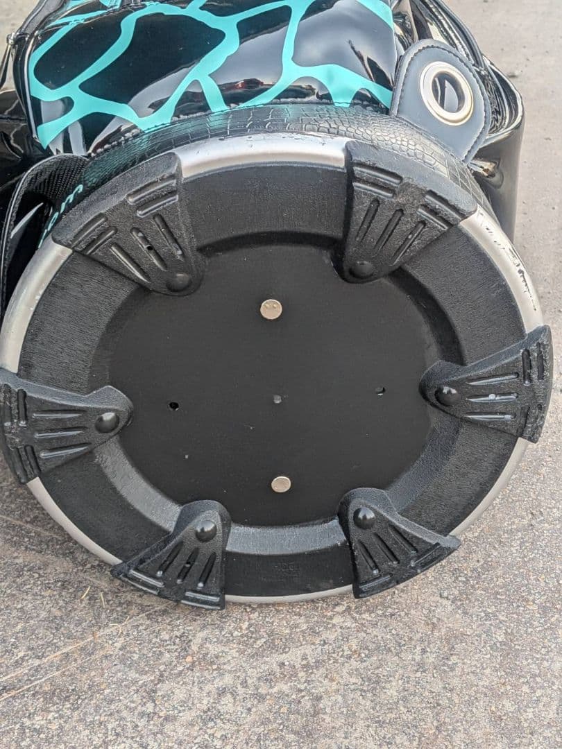 muzik スタンド式キャディバッグ 黒と水色