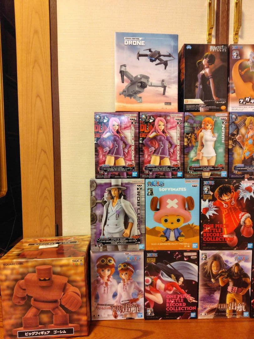 ワンピースなどフィギュアコレクション