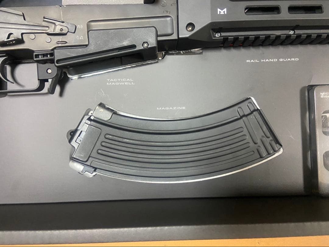 AK STORM トイガン ブラック