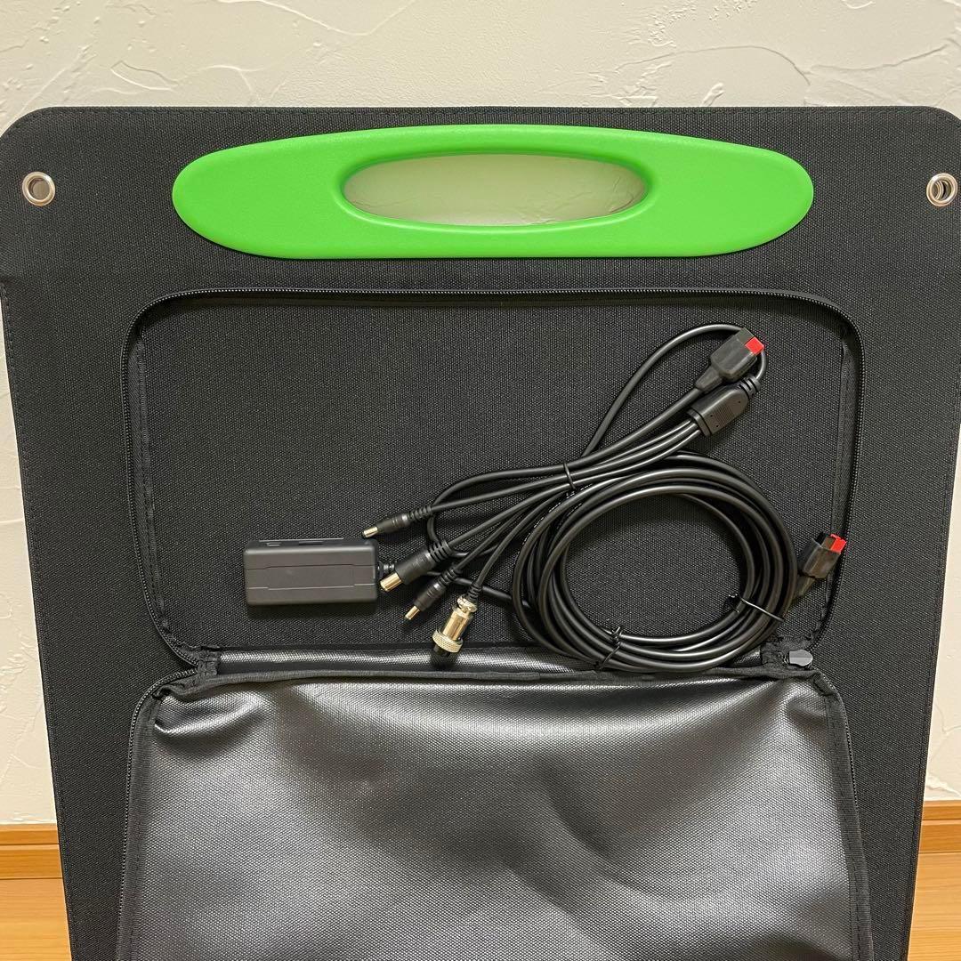 ソーラーパネル 100w 太陽光パネル 折りたたみ アウトドア 防災用 防水