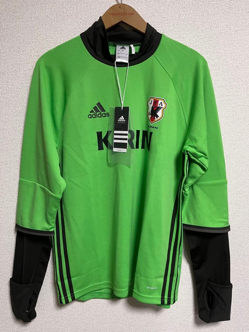 新品未使用タグ付サッカー日本代表キーパー？プラクティスシャツ長袖ユニフォーム