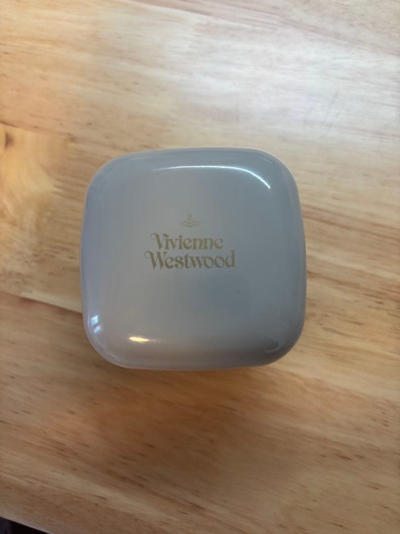 ヴィヴィアンウエストウッド　ピアス