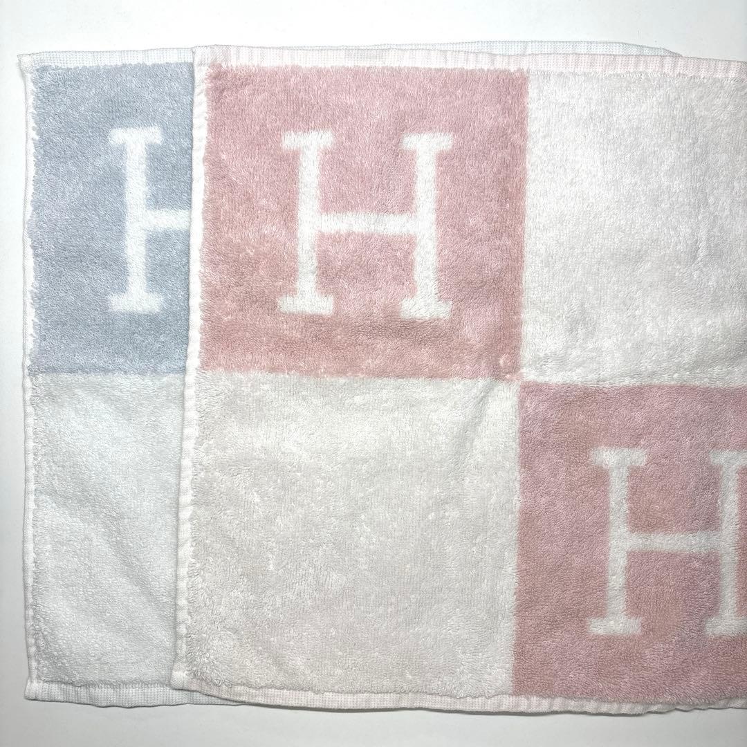 【週末値下げ】HERMES Hロゴ タオルハンカチ2枚　ピンク/ブルー