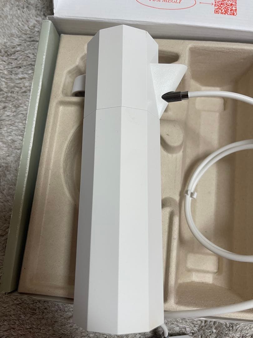 MEGLY　メグリー　炭酸ミスト　本体(中古)＋ガス＋化粧水セット　ＭＴ