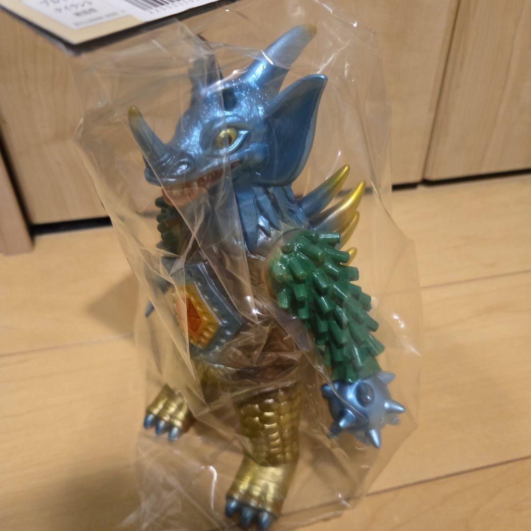 ブルマァク　タイラント ソフビ