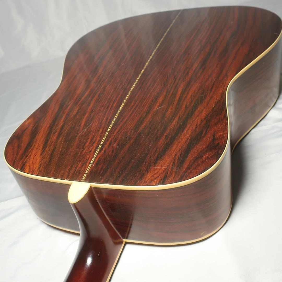 YAMAHA FG-301B ギター ハードケース付 シェルロゴ 装飾ピン