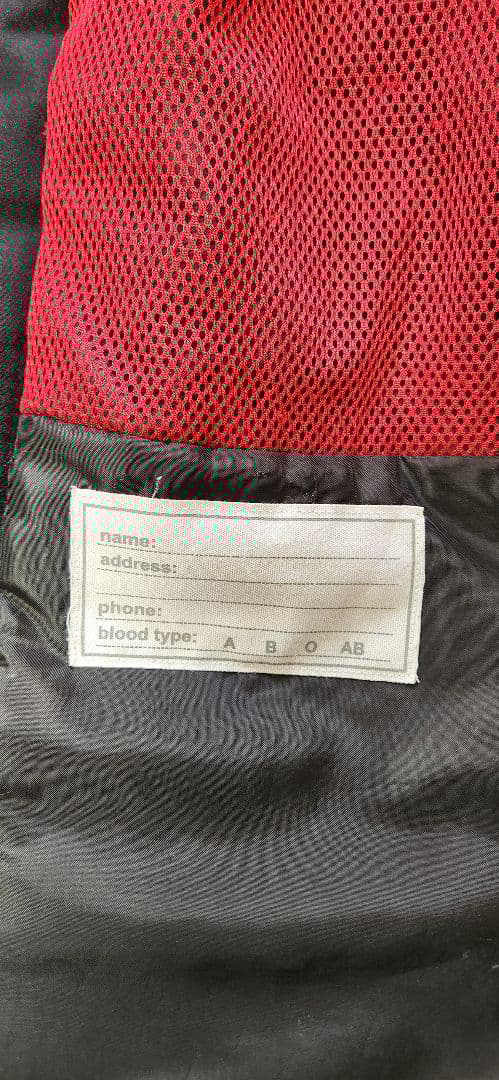 フェニックス　キッズ　スキーウェア　上下　　160サイズ　黒　赤ズボン未使用