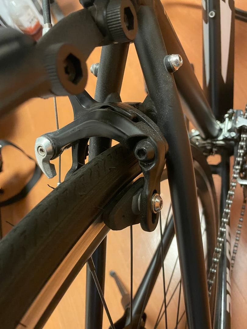 今月限定値引き！エアーオン クロスバイク 700C 21段