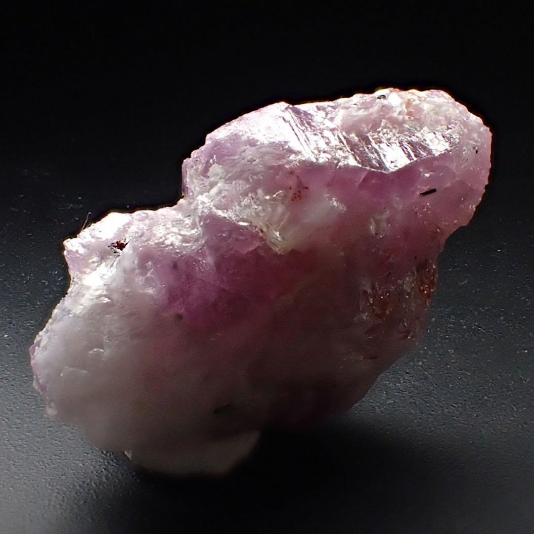 【パキスタン/カシミール/バタクンディ産】サファイア原石