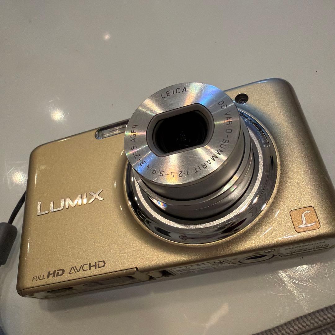 Panasonic LUMIX DMC-FX77 ゴールド