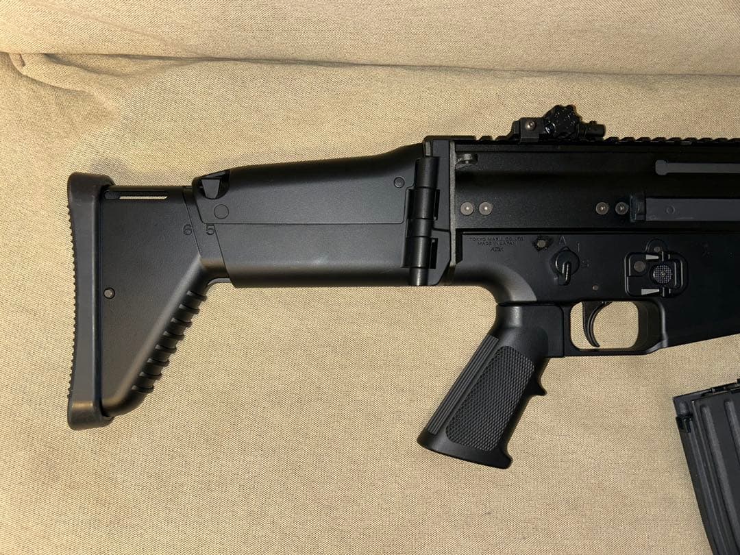 東京マルイ 次世代電動ガン　SCAR-L CQC ブラック