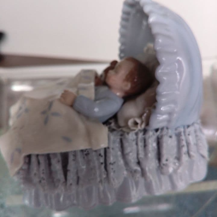 陶磁器製 赤ちゃんとクマの置物 アンティーク