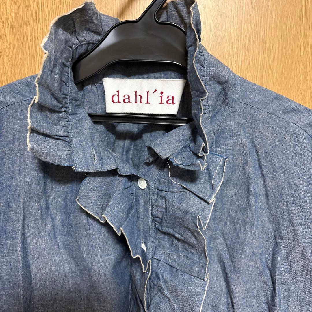 dahl'ia フリル付きダークブルー長袖シャツ