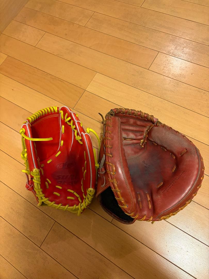 【あーる】軟式用グローブ　シュアプレイ