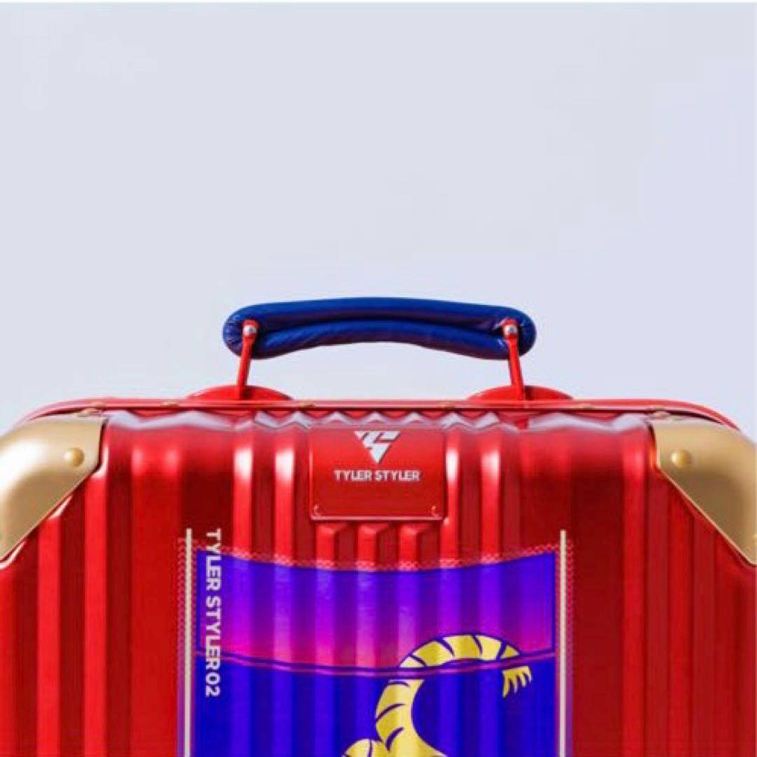 TylerStyler スーツケース　キャリー　機内持込　軽量　防水　限定品　赤