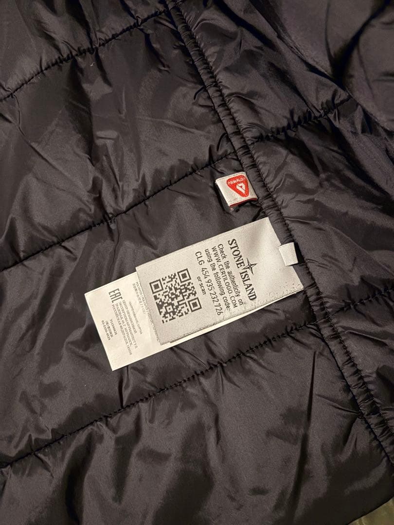 STONEストーンアイランド　プリマロフトジャケットカーキMサイズ
