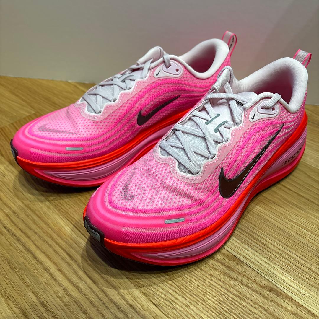 【ウィメンズ28.5cm(メンズ28cm)新品未使用】ナイキ ボメロプラス