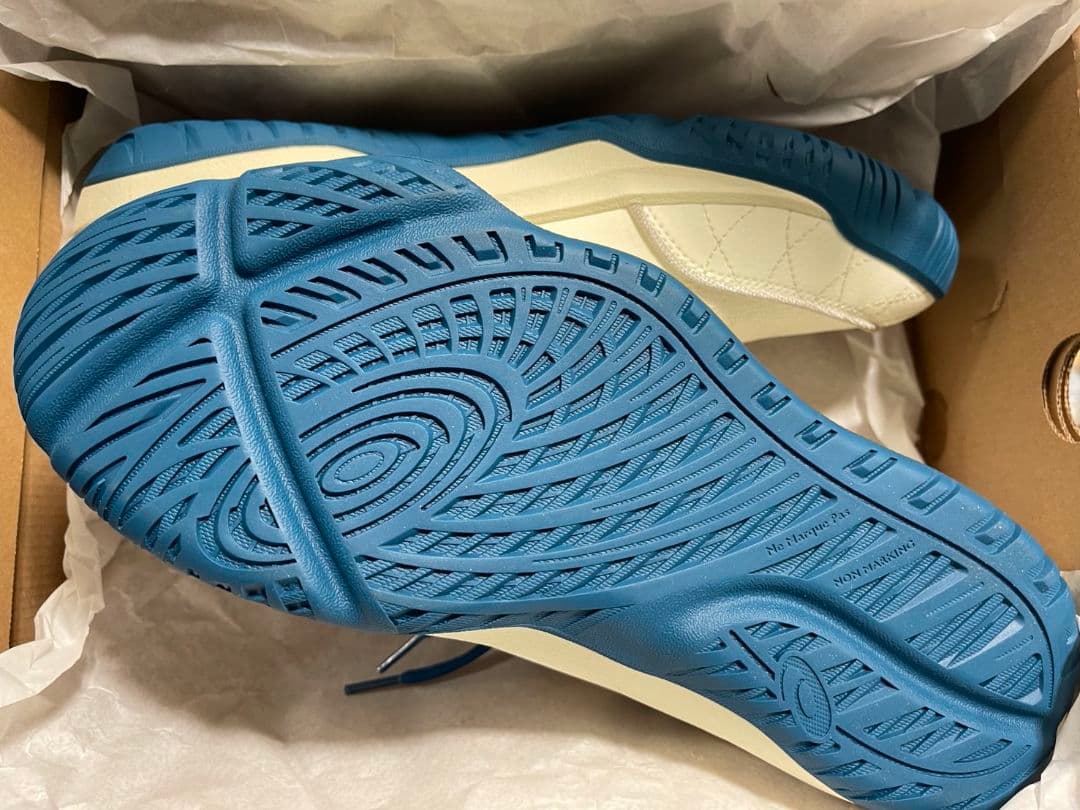 新品　 UNPRE ARS 3 アンプレアルス3 asics 28.5センチ