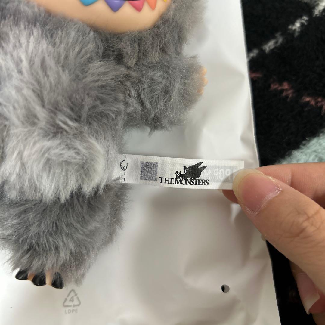 に*お様 LABUBU Big into energy シークレット　本我　ラブ