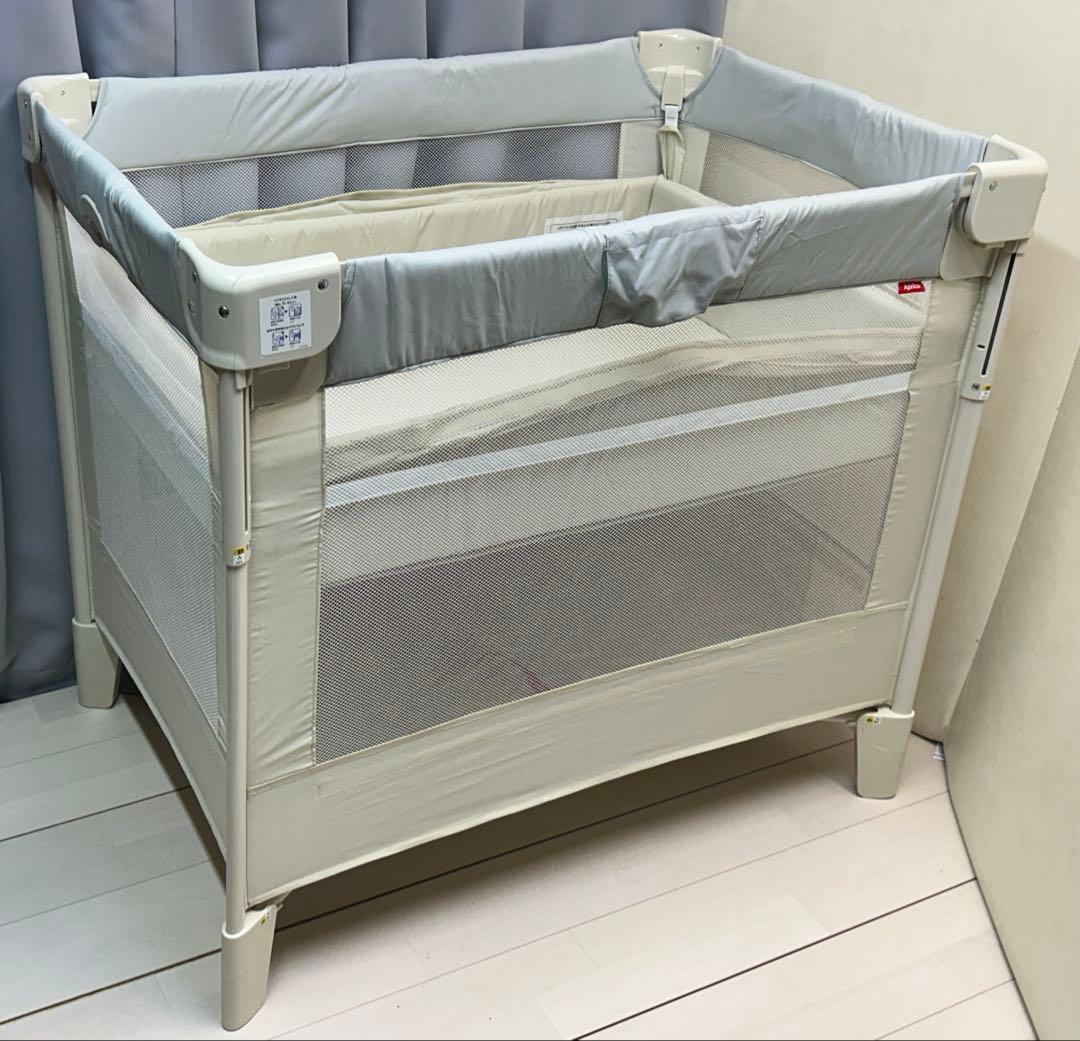 アップリカ　ココネルエアー AB　折りたたみベビーベッド
