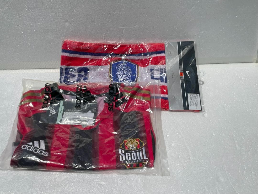 未使用【ユニフォーム】韓国Kリーグ　FCソウル　ユニフォーム＋代表チームタオル
