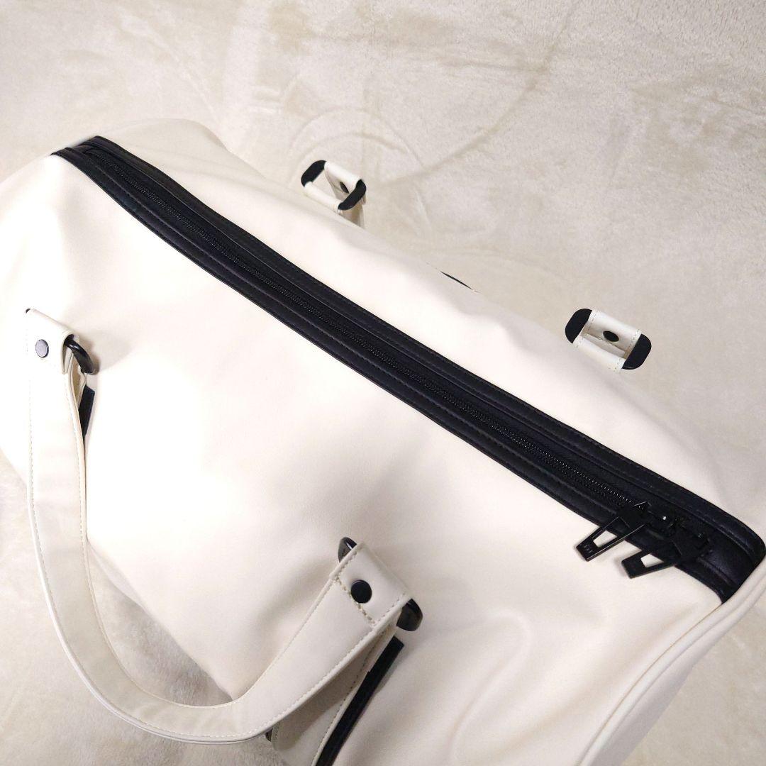 【極美品・完売品】トラビスマシュー ボストンバック 24AW ゴルフ デカロゴ