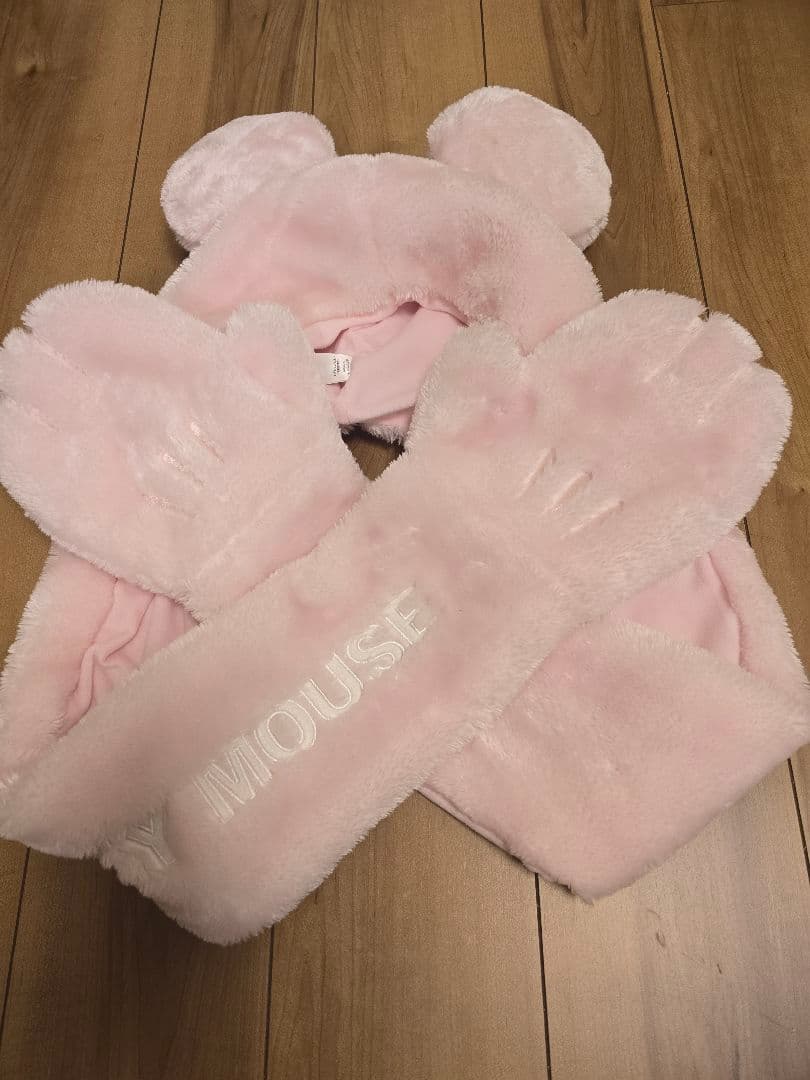 ディズニー　マフラーファンキャップ　ミニー