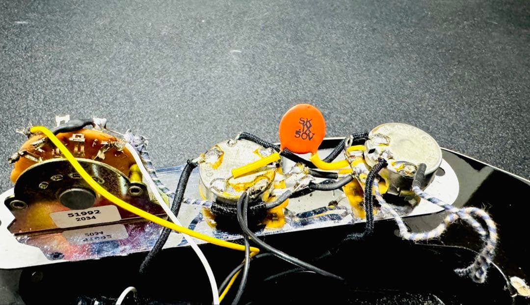 Fender TL62B-22 布袋寅泰　バンビーナ