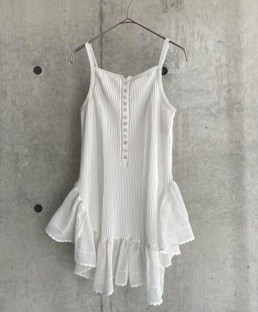 スローブイエナTGORトゴールフリルキャミソール