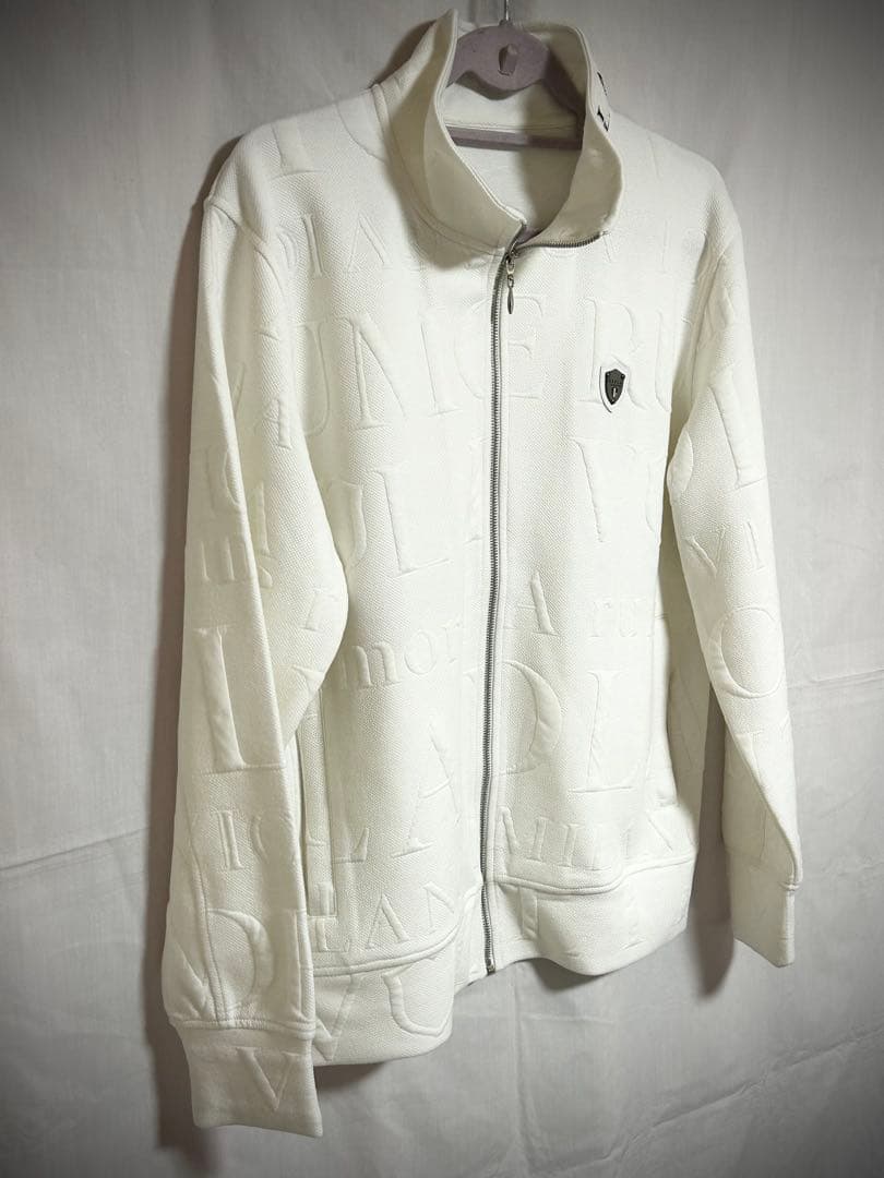 【新品未使用】ヴィオラルモーレ　総柄セットアップ　VIOLA rumore 白