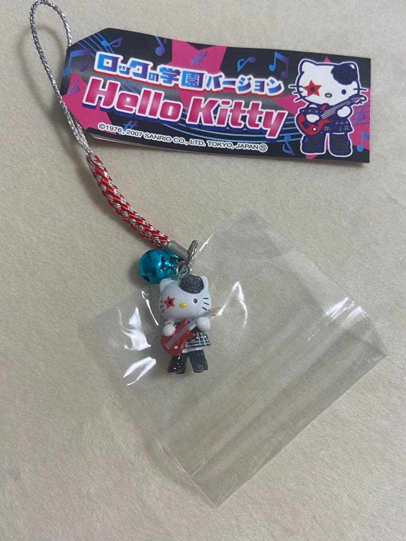 ハローキティ ロックの学園　限定根付け