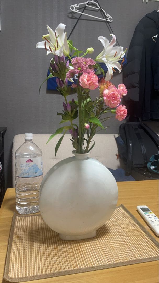 李朝　白磁　壺