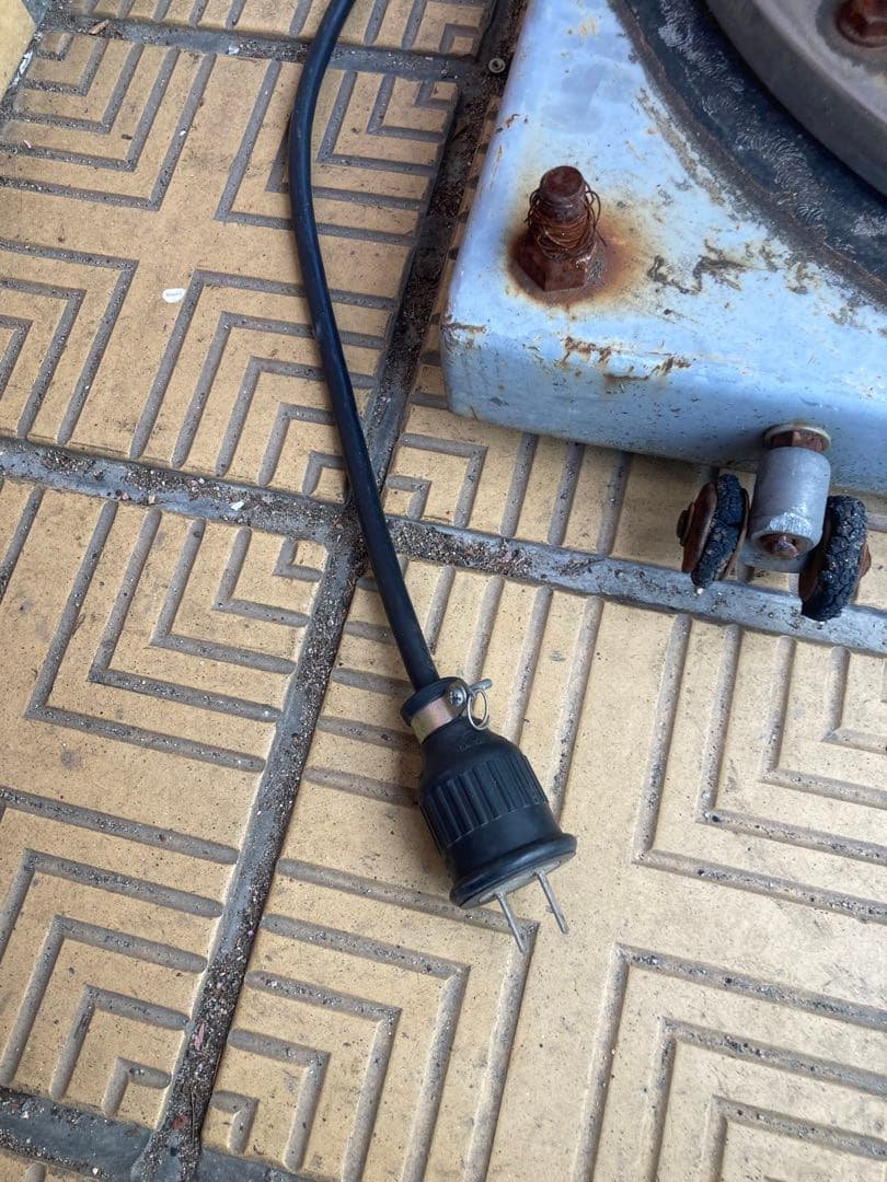 引取限定　サインポール　床屋さん　理髪店　看板　高さ約207ｃｍ　動作確認