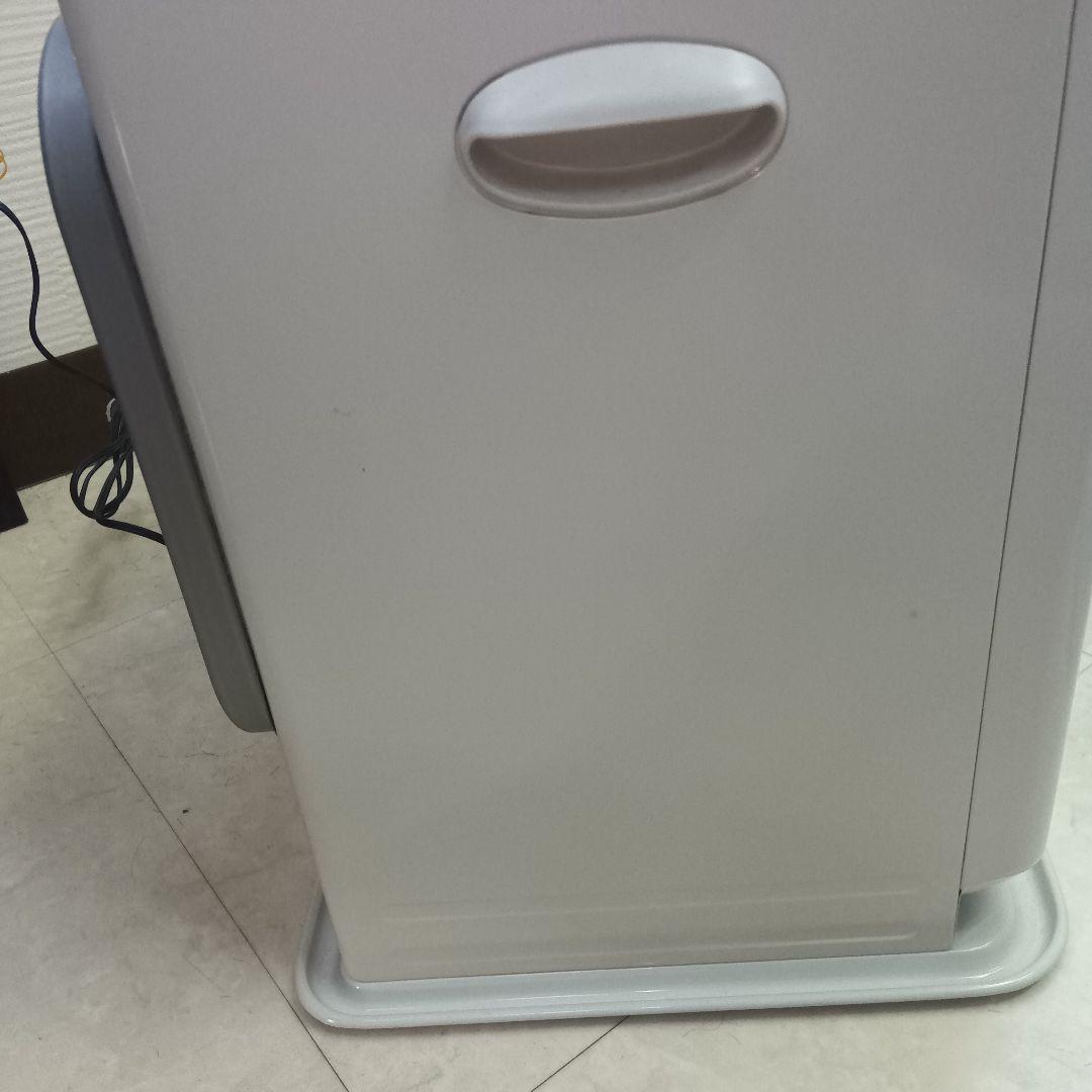 美品　DAINICHI FW-5614L　石油ファンヒーター　給灯油容量９㍑