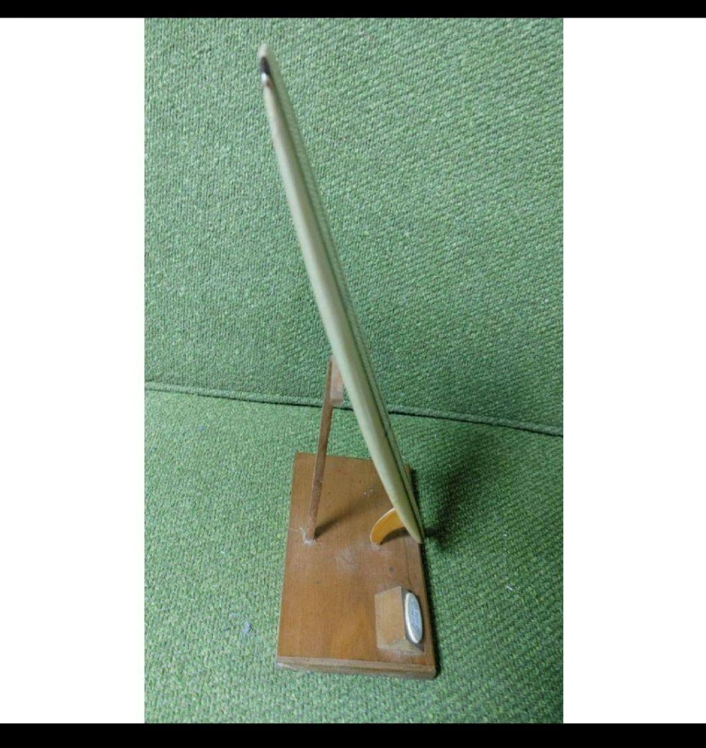 ドナルドタカヤマサーフボードオブジェ