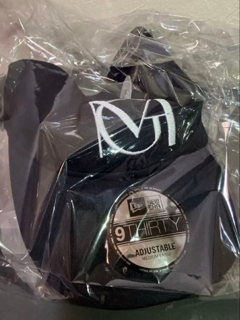 新品未開封　ミセス　 NEW ERA 9THIRTY MGA CAP ピンズ付