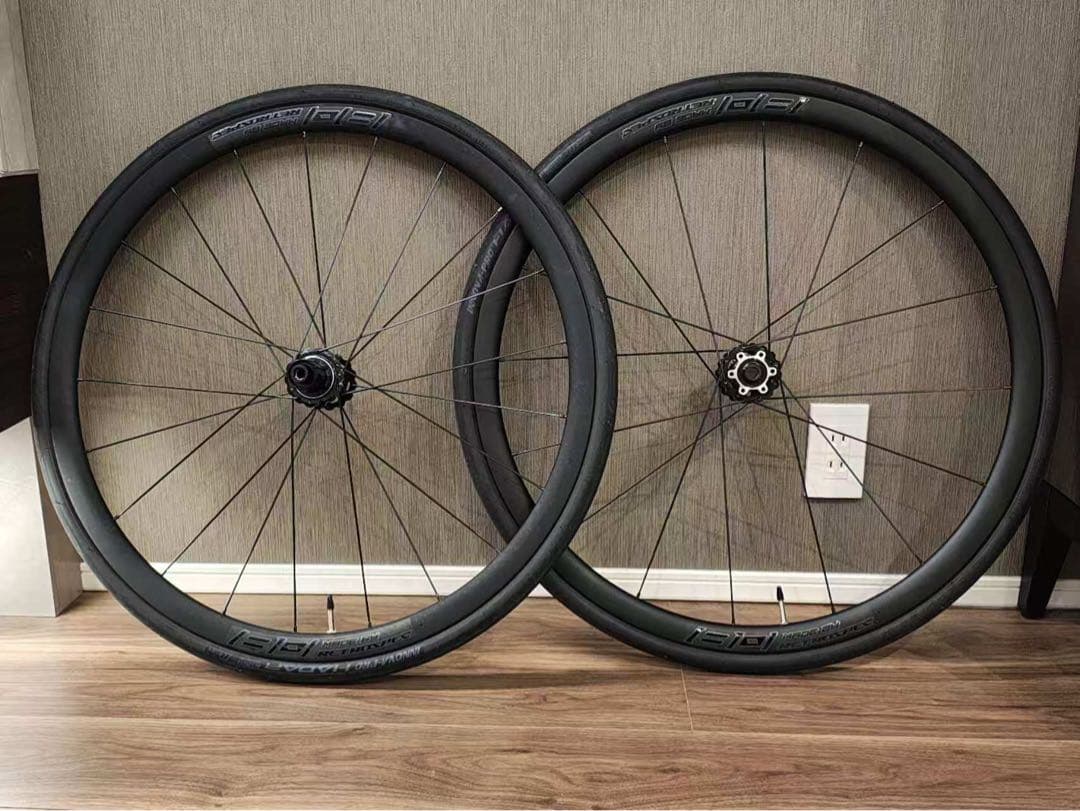 カーボンホイール 700C ディスクブレーキ用